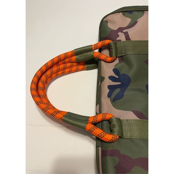 Roverlund Out-Of-Office Carry All Bag Perfect For A Pet Vacation camo w/ orange - Picture 4 of 7